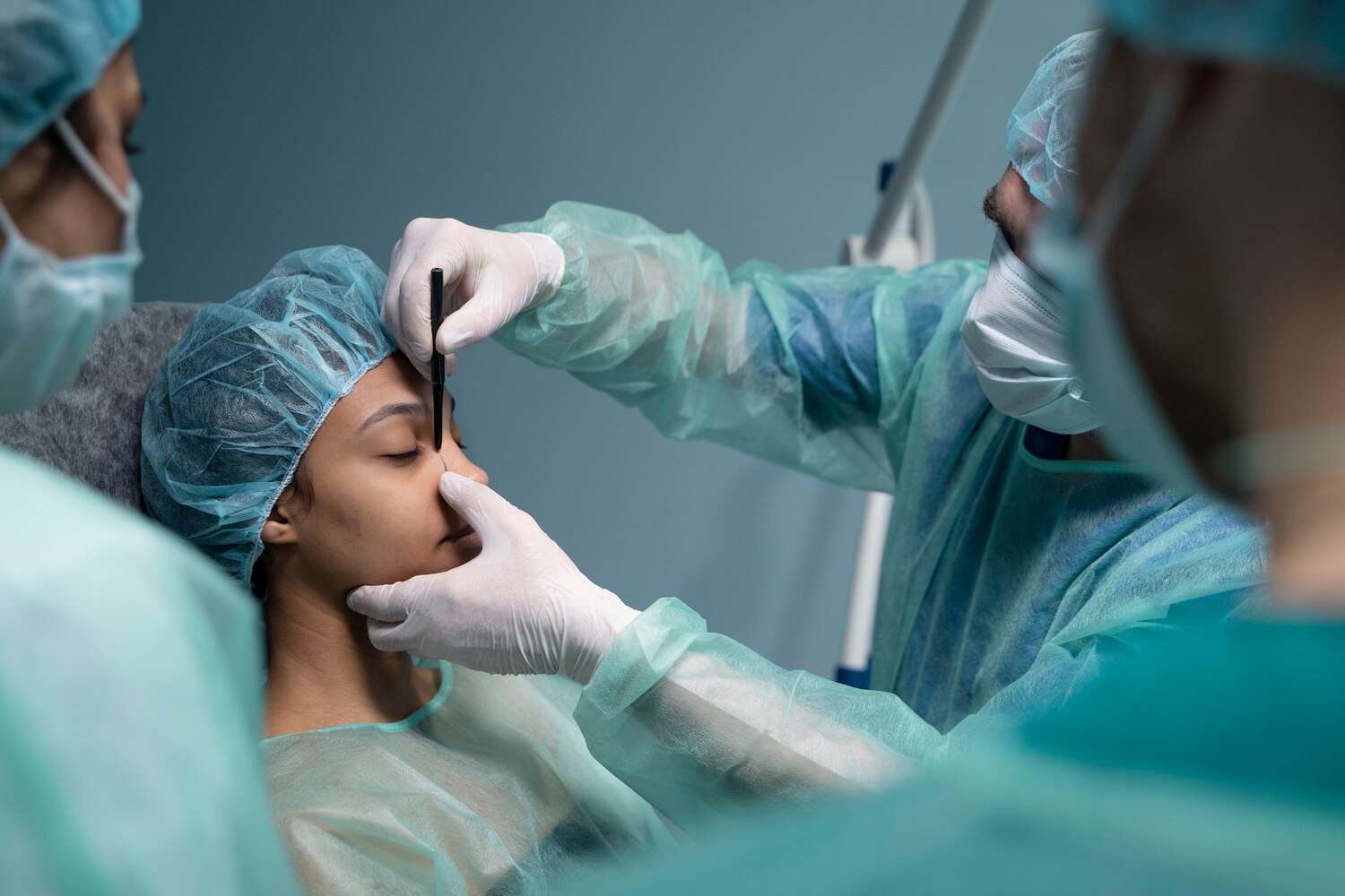 Plastic & Cosmetic Surgery